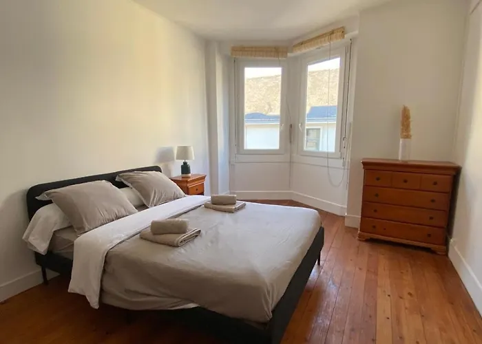Cocon Hyper-centre Proche Et Marche - 2 Apartment